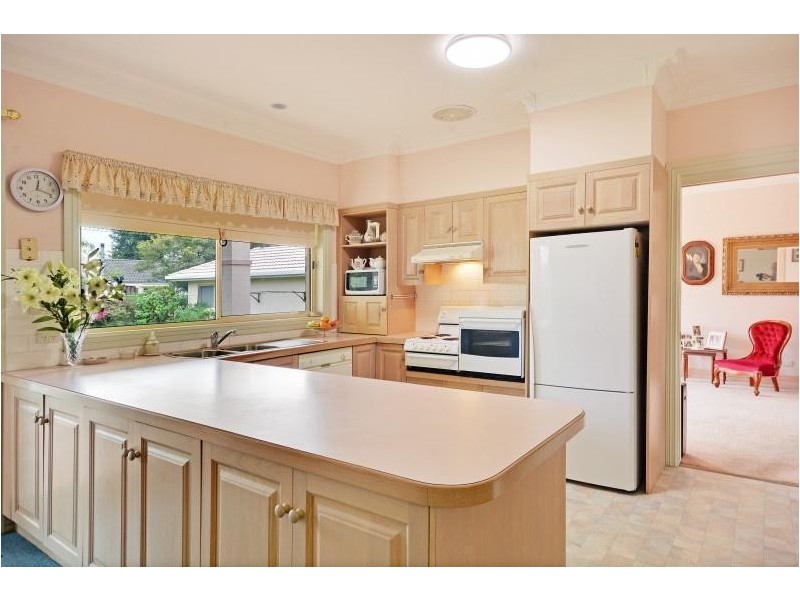 31 Lyrebird Drive, Nowra NSW 2541