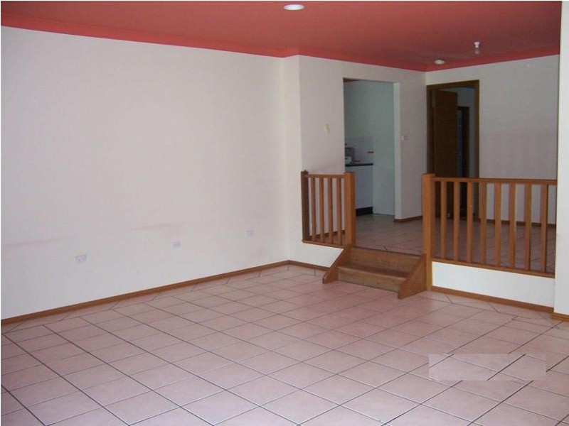 4 Westbourne Drive, Nowra NSW 2541