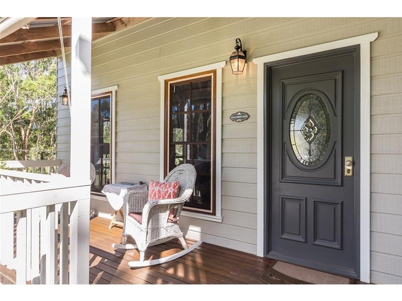 15 Vidler Road, Falls Creek NSW 2540