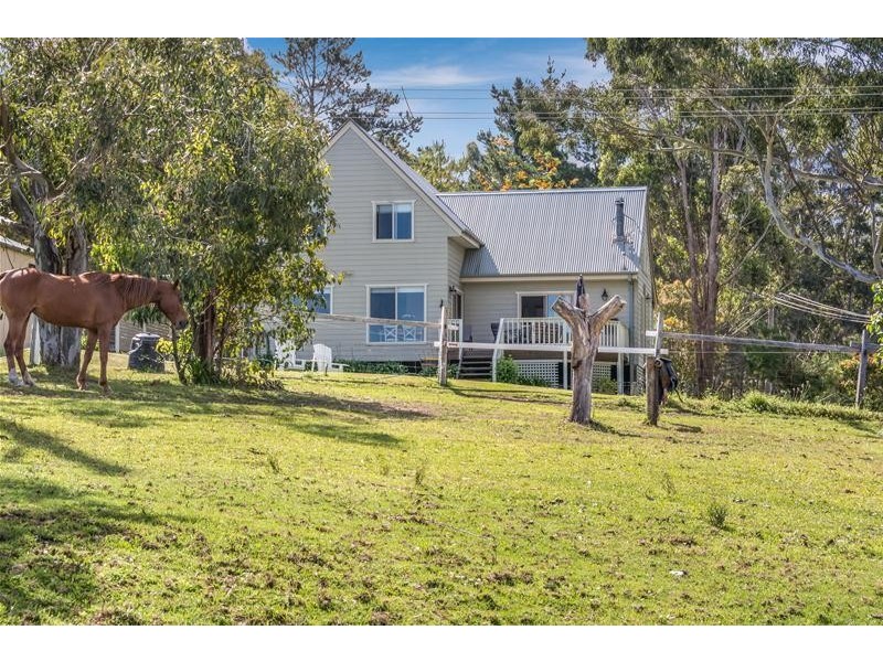 15 Vidler Road, Falls Creek NSW 2540