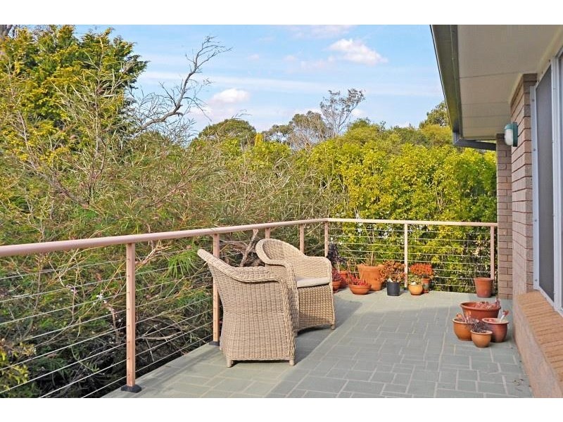 10 Fuchsia Crescent, Bomaderry NSW 2541