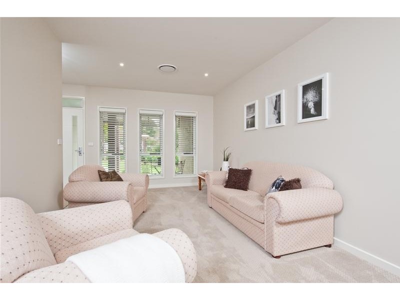 5 Ikara Place, North Nowra NSW 2541