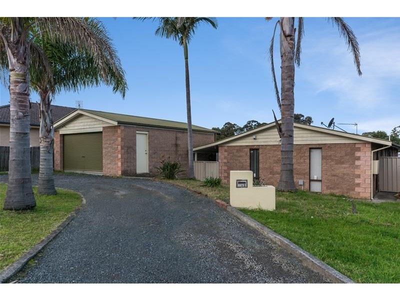 1 Glenair Avenue, West Nowra NSW 2541