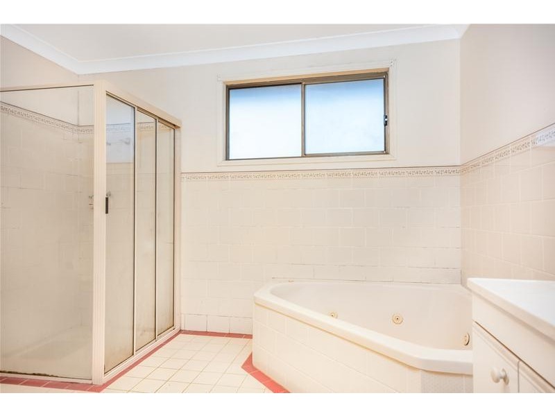 1 Glenair Avenue, West Nowra NSW 2541