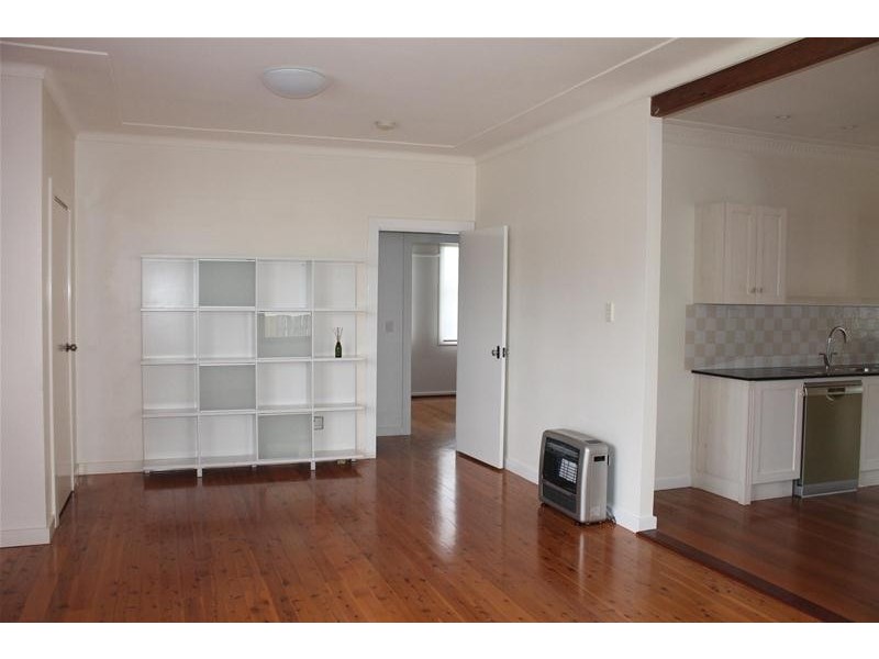 6 Wilson Avenue, Nowra NSW 2541