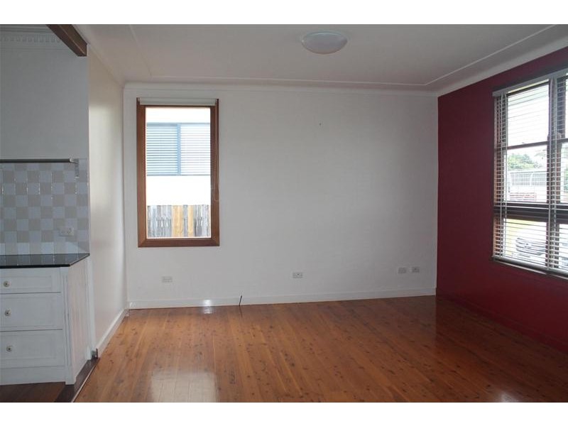 6 Wilson Avenue, Nowra NSW 2541