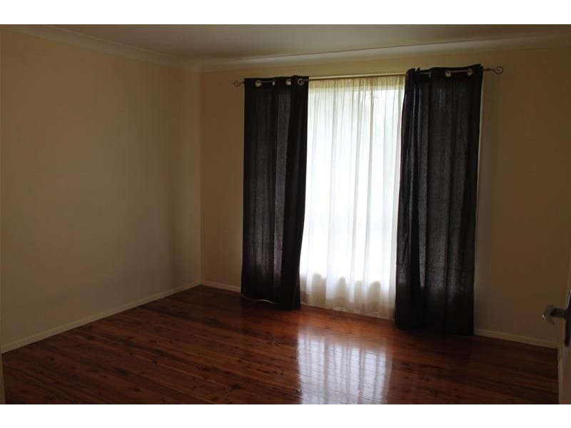 21 McDonald Avenue, Nowra NSW 2541