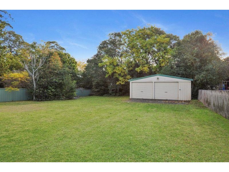 7 Brinawarr Street, Bomaderry NSW 2541