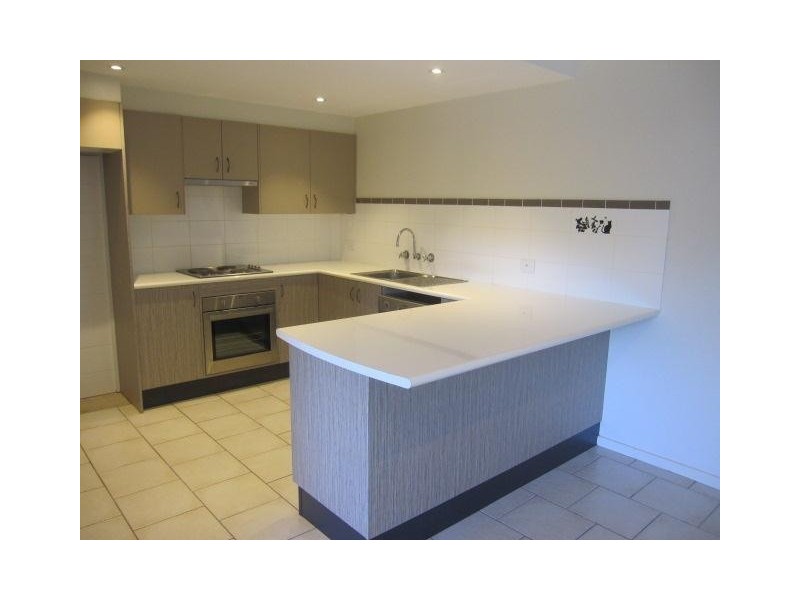 1/427 Princes Highway, Bomaderry NSW 2541