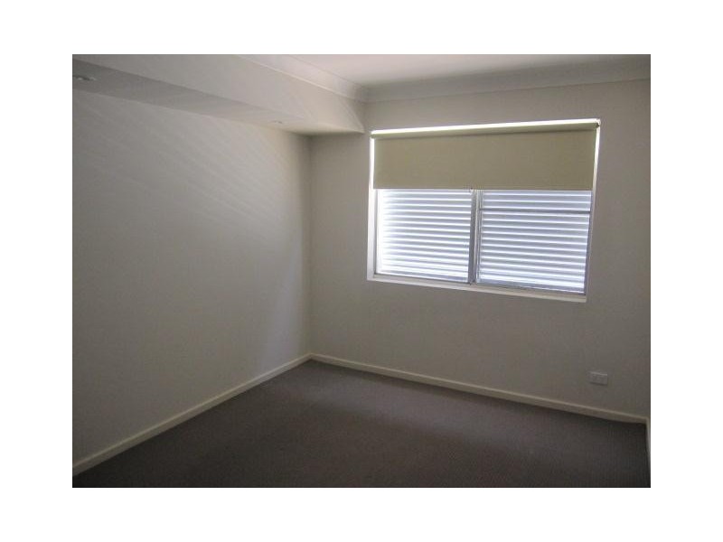 1/427 Princes Highway, Bomaderry NSW 2541