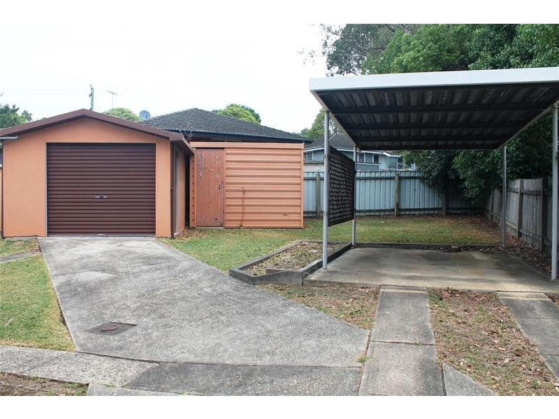 28 Seccombe Street, Nowra NSW 2541