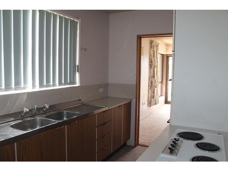 2/1A Anderson Avenue, Nowra NSW 2541