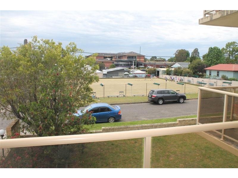 2/1A Anderson Avenue, Nowra NSW 2541