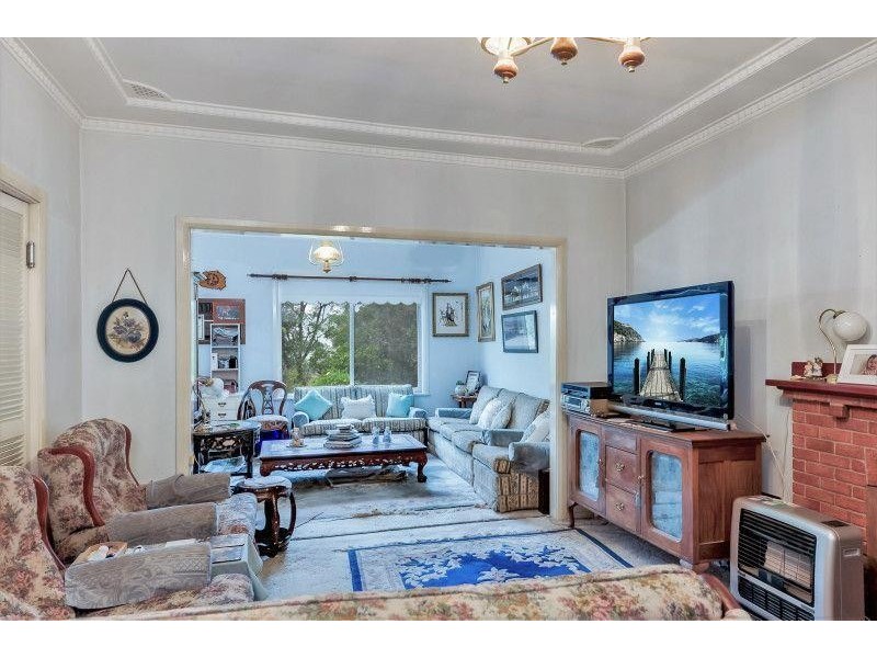 14 Mulgen Crescent, Bomaderry NSW 2541