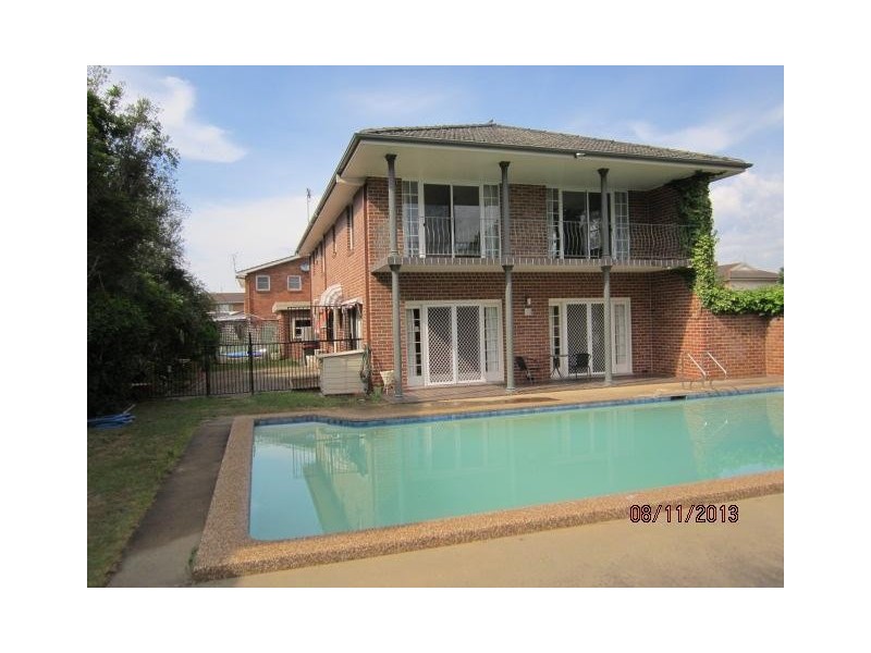 69 Riverview Road, Nowra NSW 2541