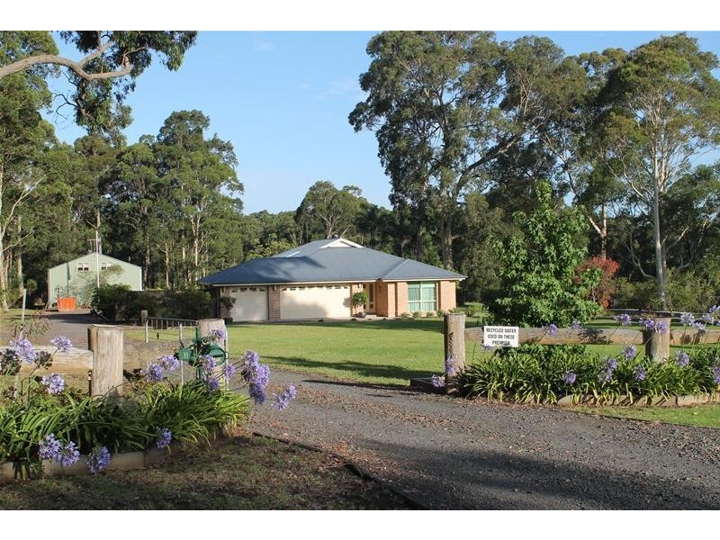 11 Stapleton Street, Falls Creek NSW 2540