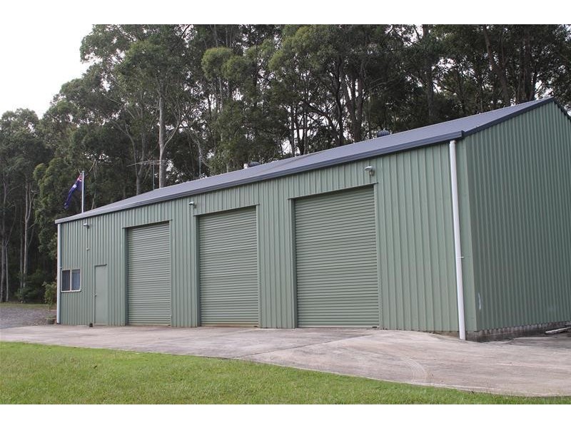 11 Stapleton Street, Falls Creek NSW 2540