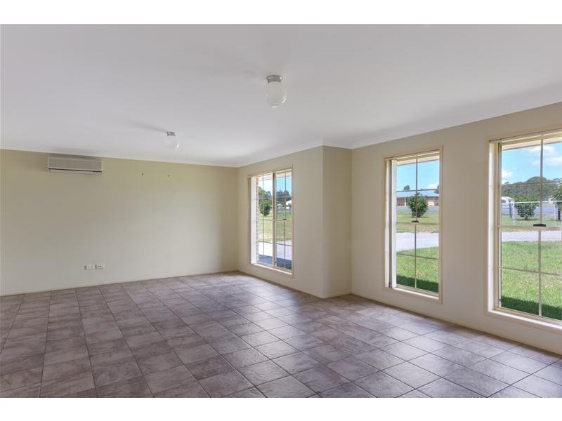 144 Stringybark Road, Nowra Hill NSW 2540