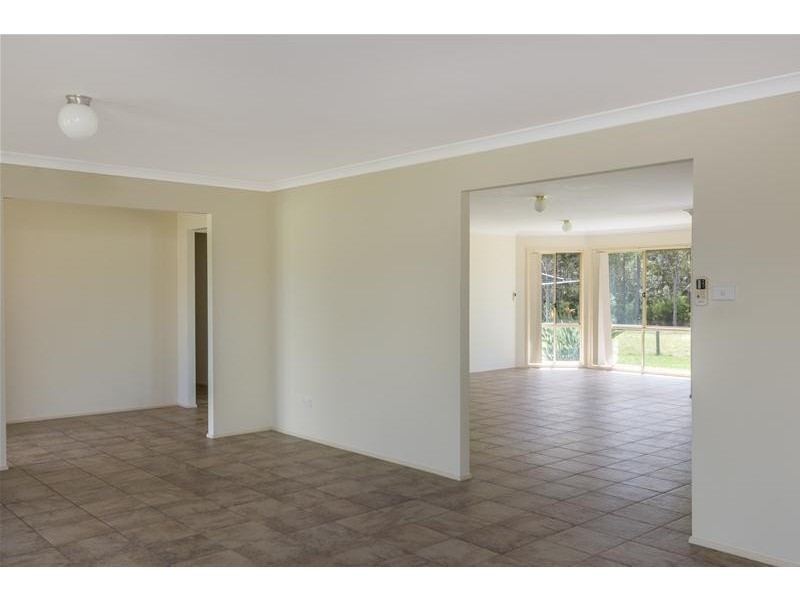144 Stringybark Road, Nowra Hill NSW 2540