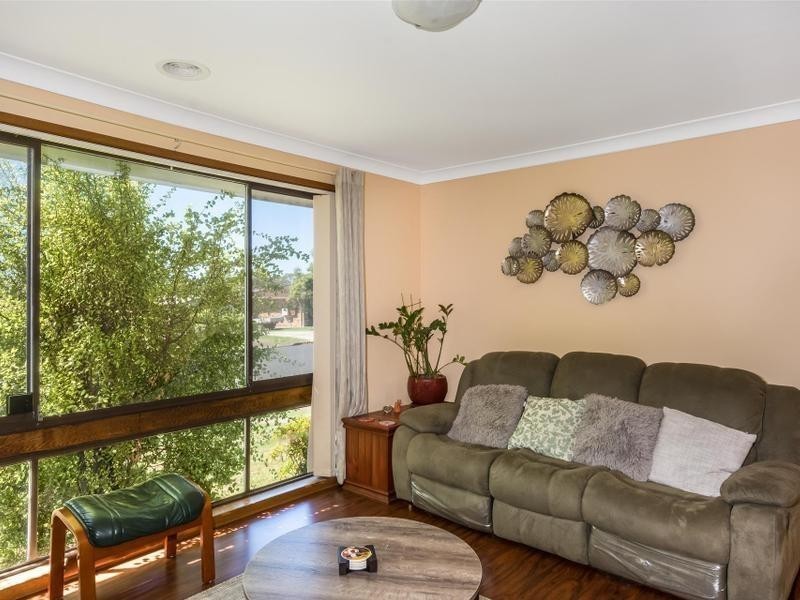 34 Yeovil Drive, Bomaderry NSW 2541
