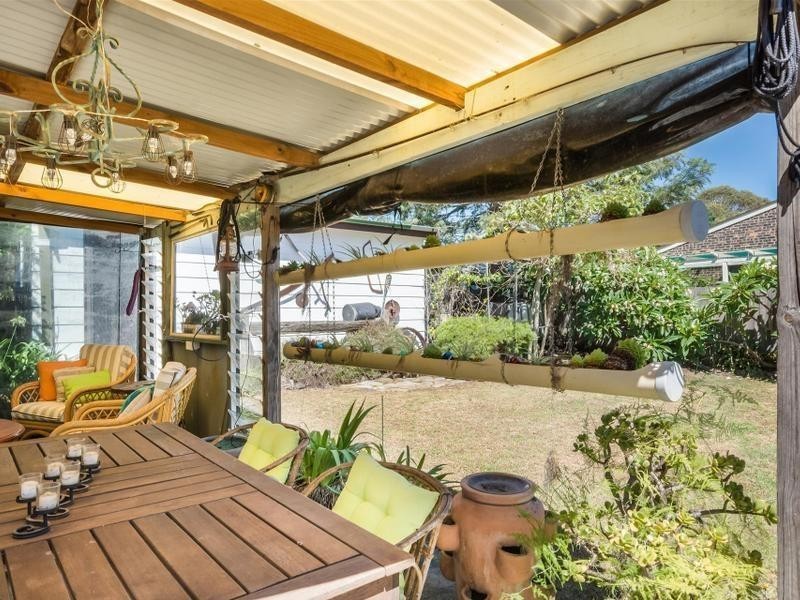 34 Yeovil Drive, Bomaderry NSW 2541
