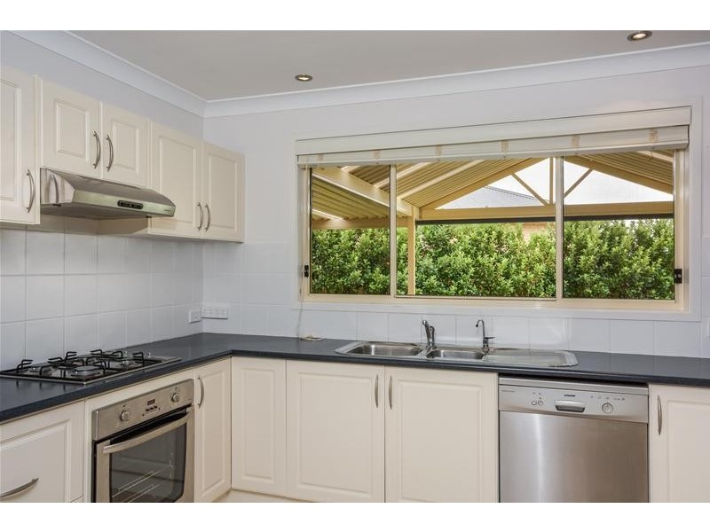 35 Guinea Flower Crescent, Worrigee NSW 2540