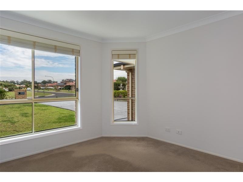 35 Guinea Flower Crescent, Worrigee NSW 2540