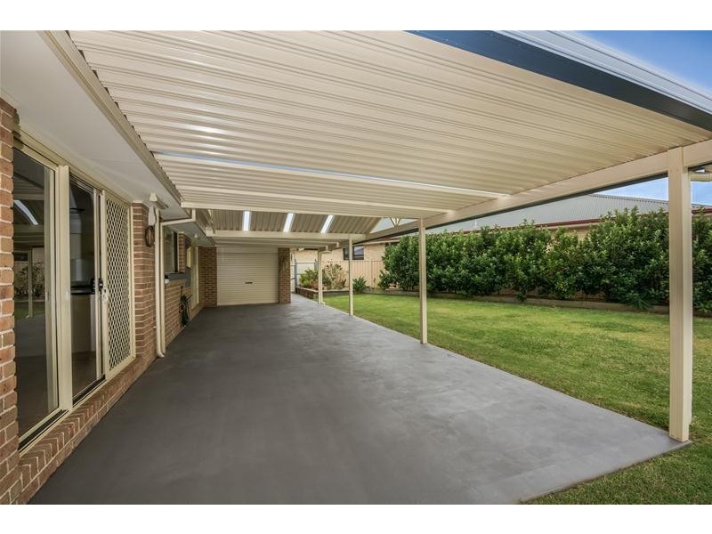 35 Guinea Flower Crescent, Worrigee NSW 2540