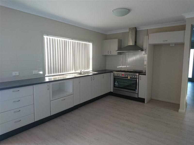 4 Narwee Link, Nowra NSW 2541