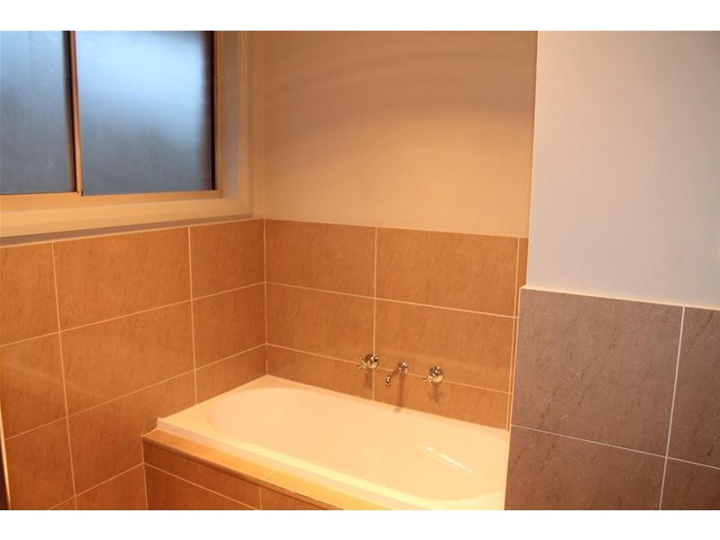 4 Narwee Link, Nowra NSW 2541