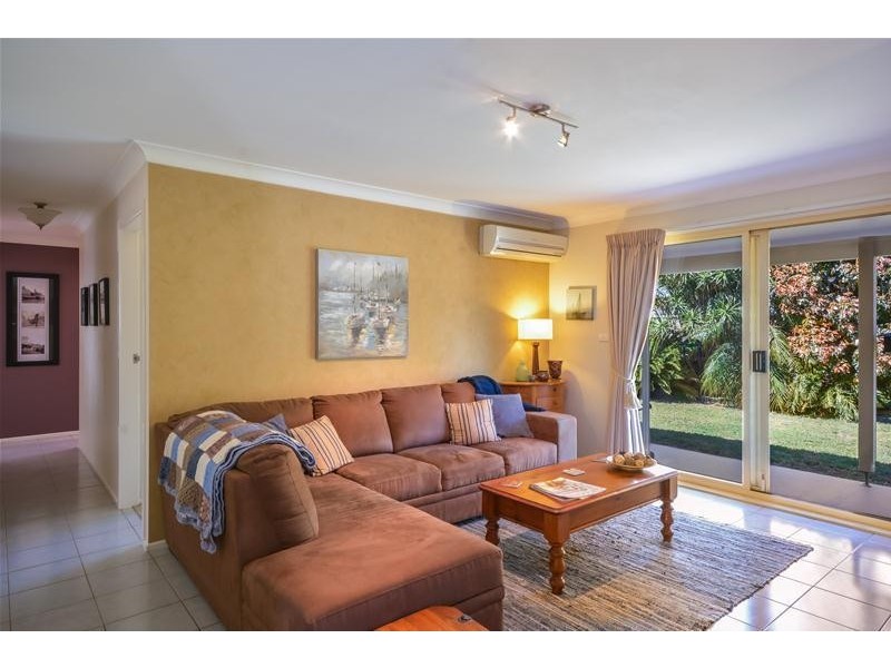 63 Cambewarra Road, Bomaderry NSW 2541