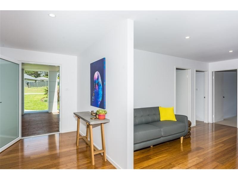 13 Banool Circuit, Bomaderry NSW 2541