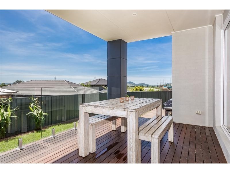 13 Banool Circuit, Bomaderry NSW 2541