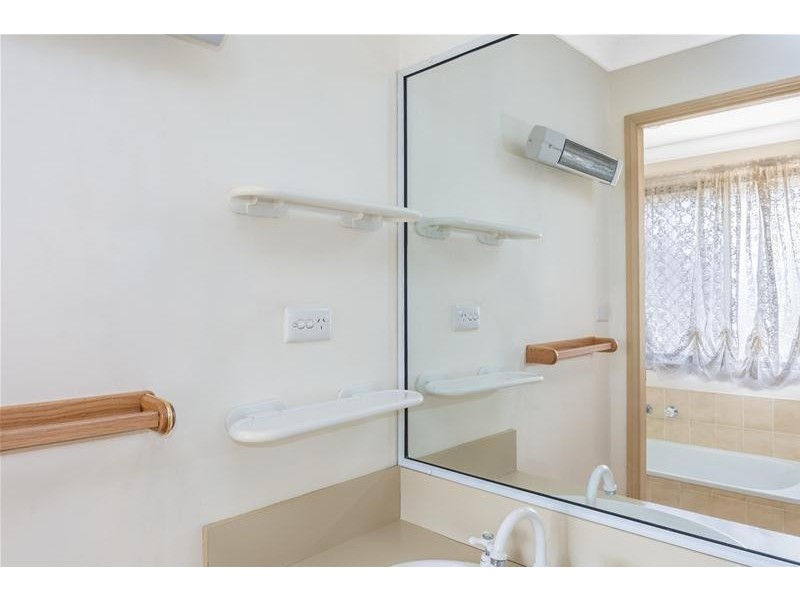 5 Glenair Avenue, West Nowra NSW 2541