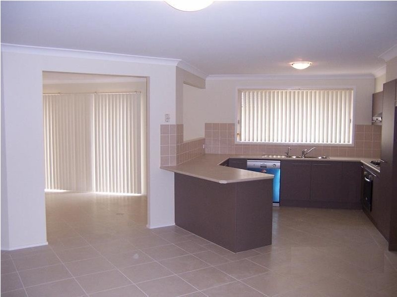 82 Rayleigh Drive, Worrigee NSW 2540