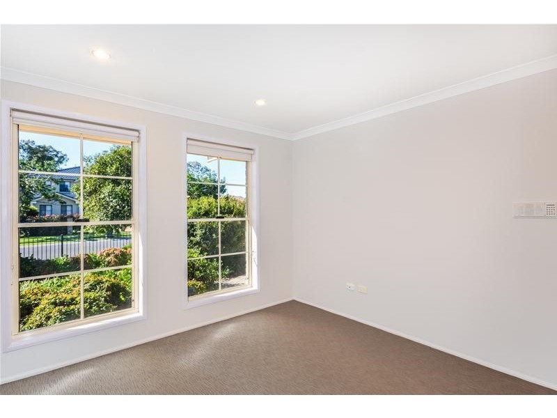 5 Burradoo Crescent, Nowra NSW 2541