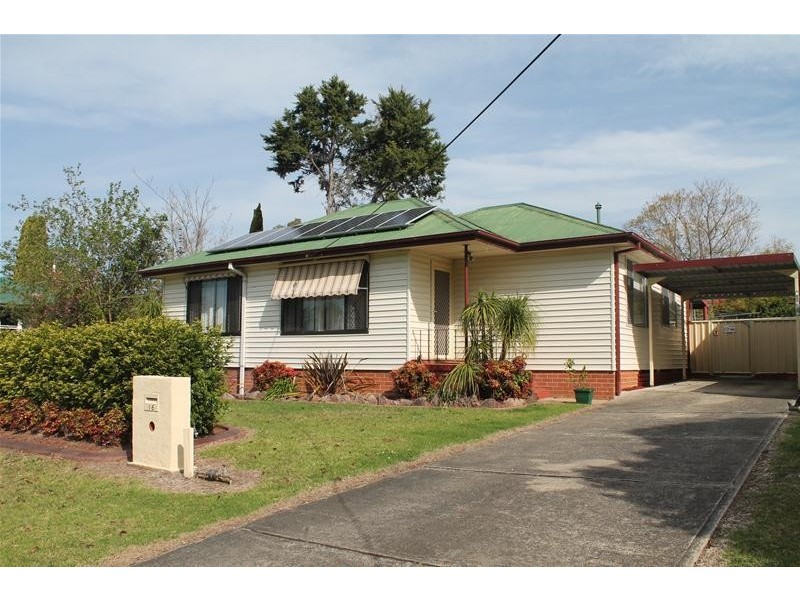 16 Knapp Avenue, Nowra NSW 2541