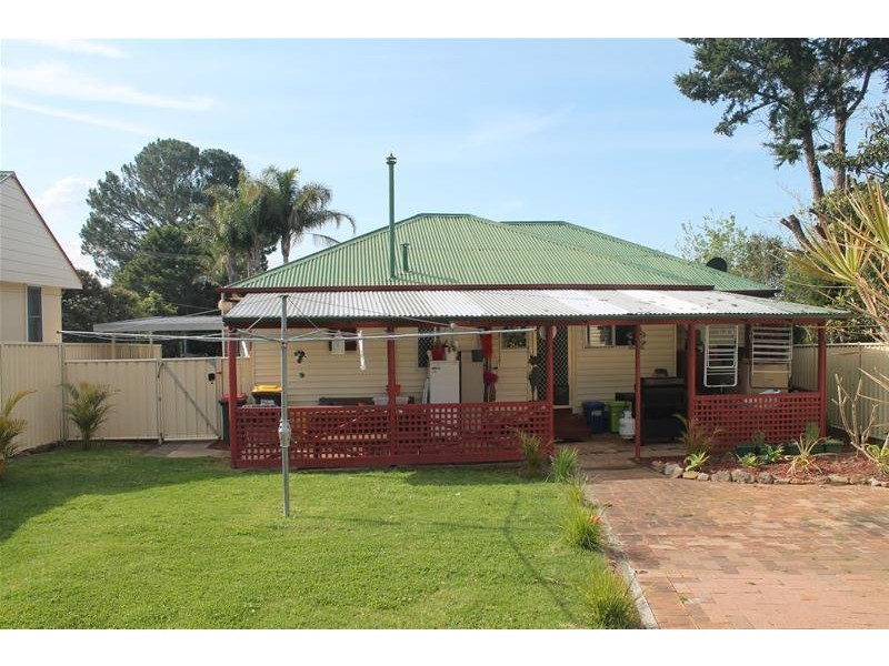 16 Knapp Avenue, Nowra NSW 2541