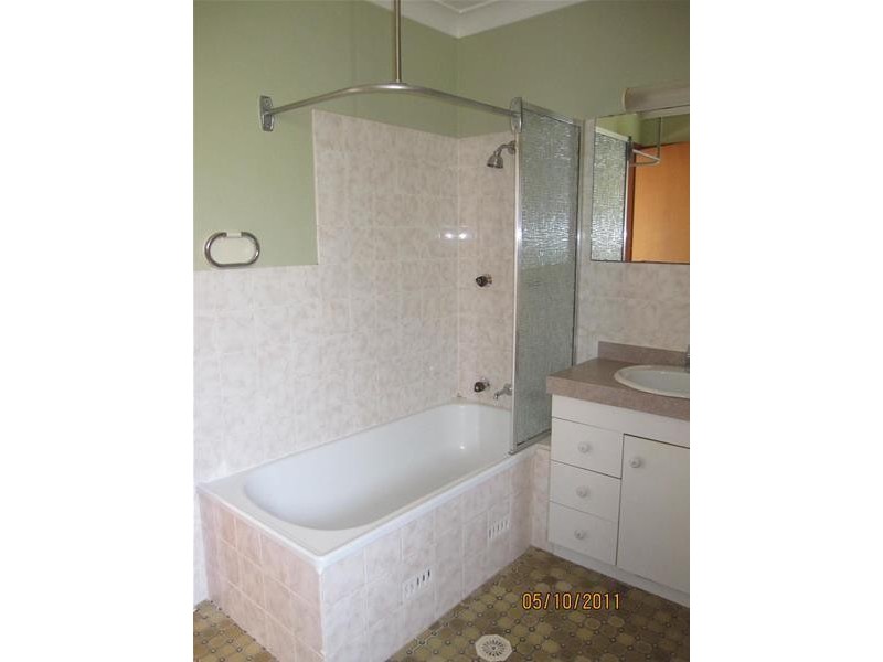 1/1 McDonald Avenue, Nowra NSW 2541