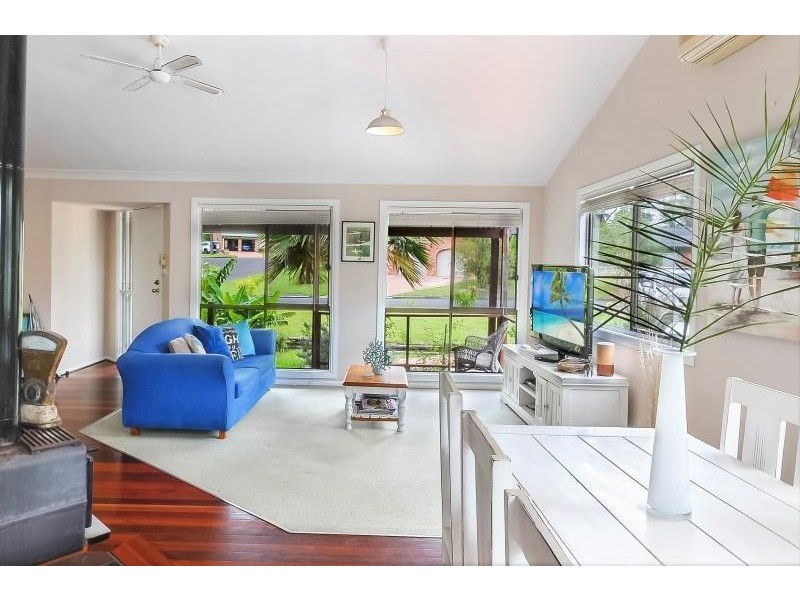 49 Devlin Avenue, North Nowra NSW 2541