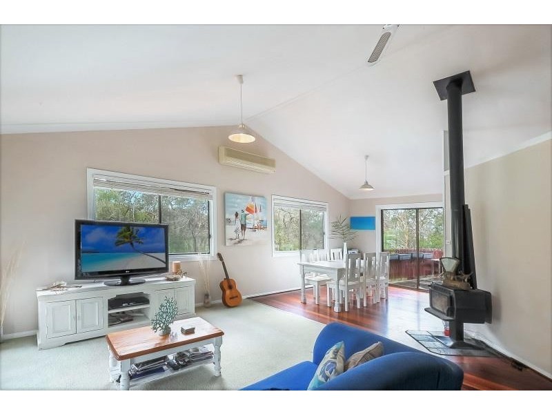 49 Devlin Avenue, North Nowra NSW 2541