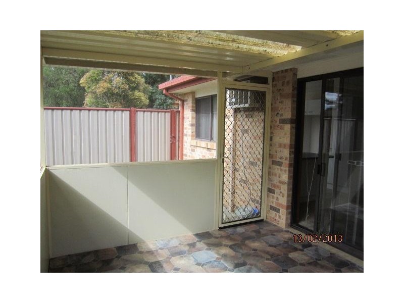 4/3 Carisbrook Close, Bomaderry NSW 2541