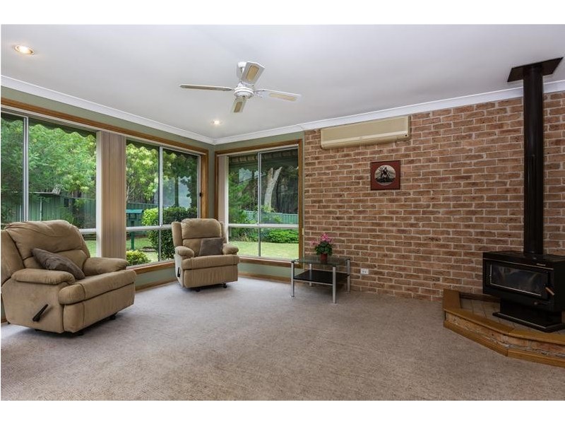 2 Wingello Close, North Nowra NSW 2541