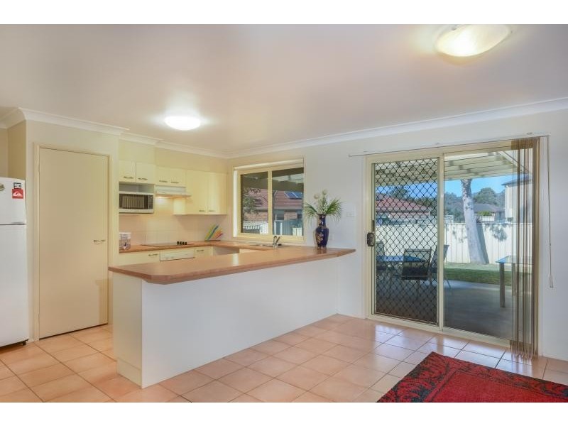 18 St James Crescent, Worrigee NSW 2540