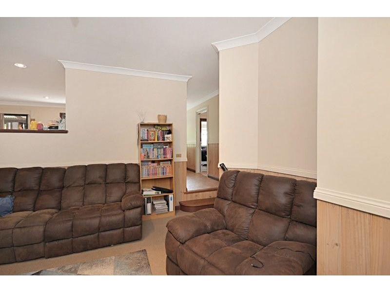 10 Binks Place, Cambewarra Village NSW 2540