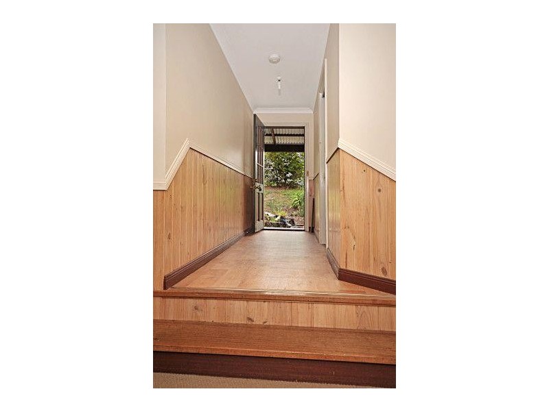 10 Binks Place, Cambewarra Village NSW 2540