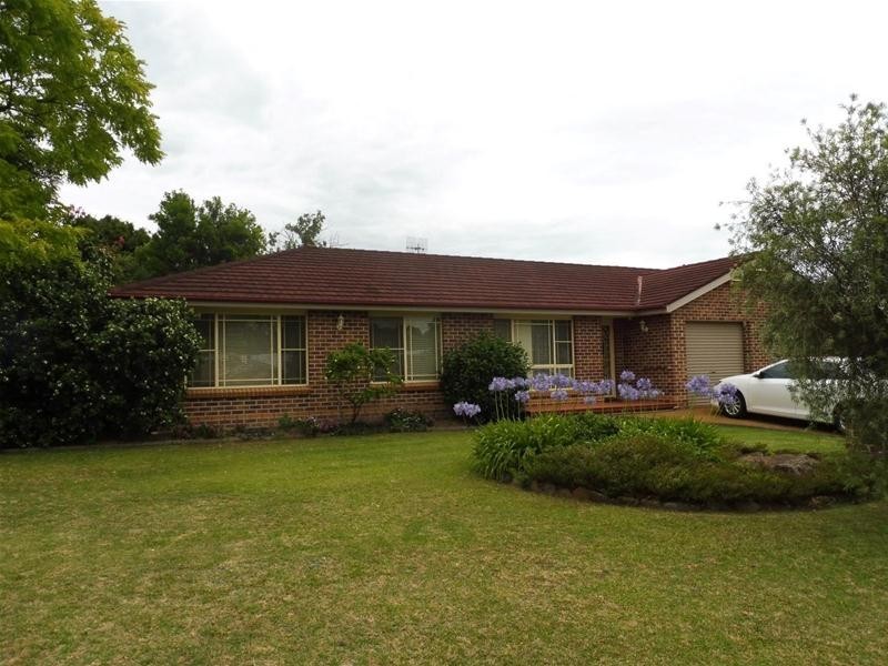 9 Uranna Avenue, North Nowra NSW 2541