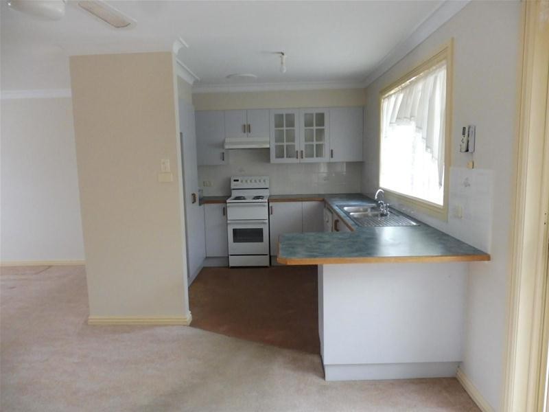 9 Uranna Avenue, North Nowra NSW 2541