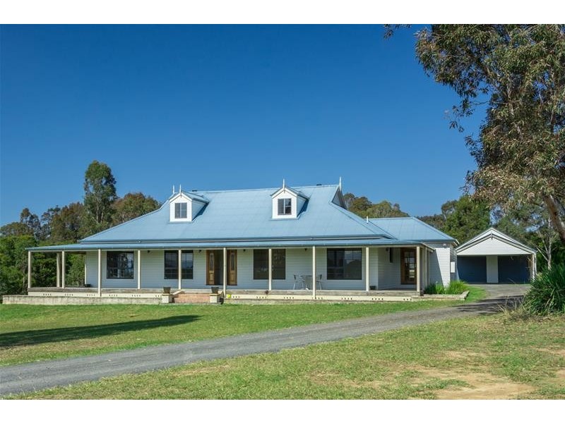 41 Glenoak Way, Nowra Hill NSW 2540