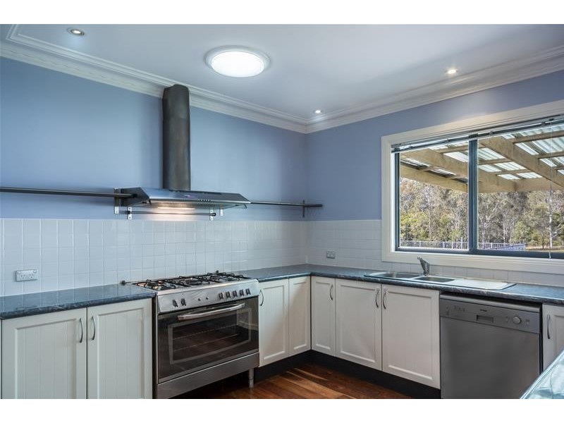 41 Glenoak Way, Nowra Hill NSW 2540